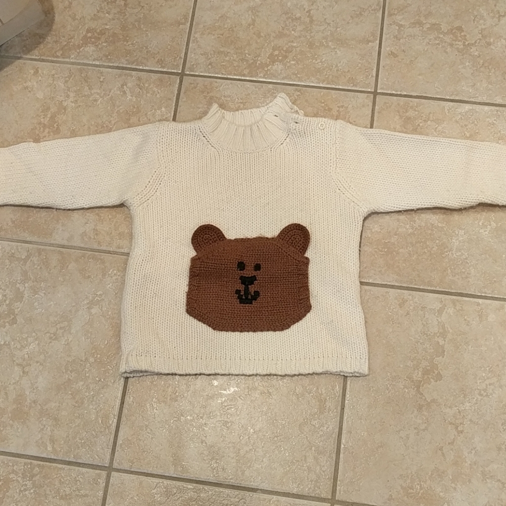 Adorable GAP Teddy bear unisex sweater